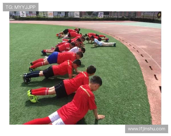 布雷斯特俱乐部的历史渊源与现代足球文化传承发展探索 布雷斯特俱乐部的历史渊源与现代足球文化传承发展探索