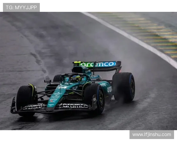 F1赛季激战再度升级 各大车队为总冠军殊死拼搏 F1赛季激战再度升级 各大车队为总冠军殊死拼搏